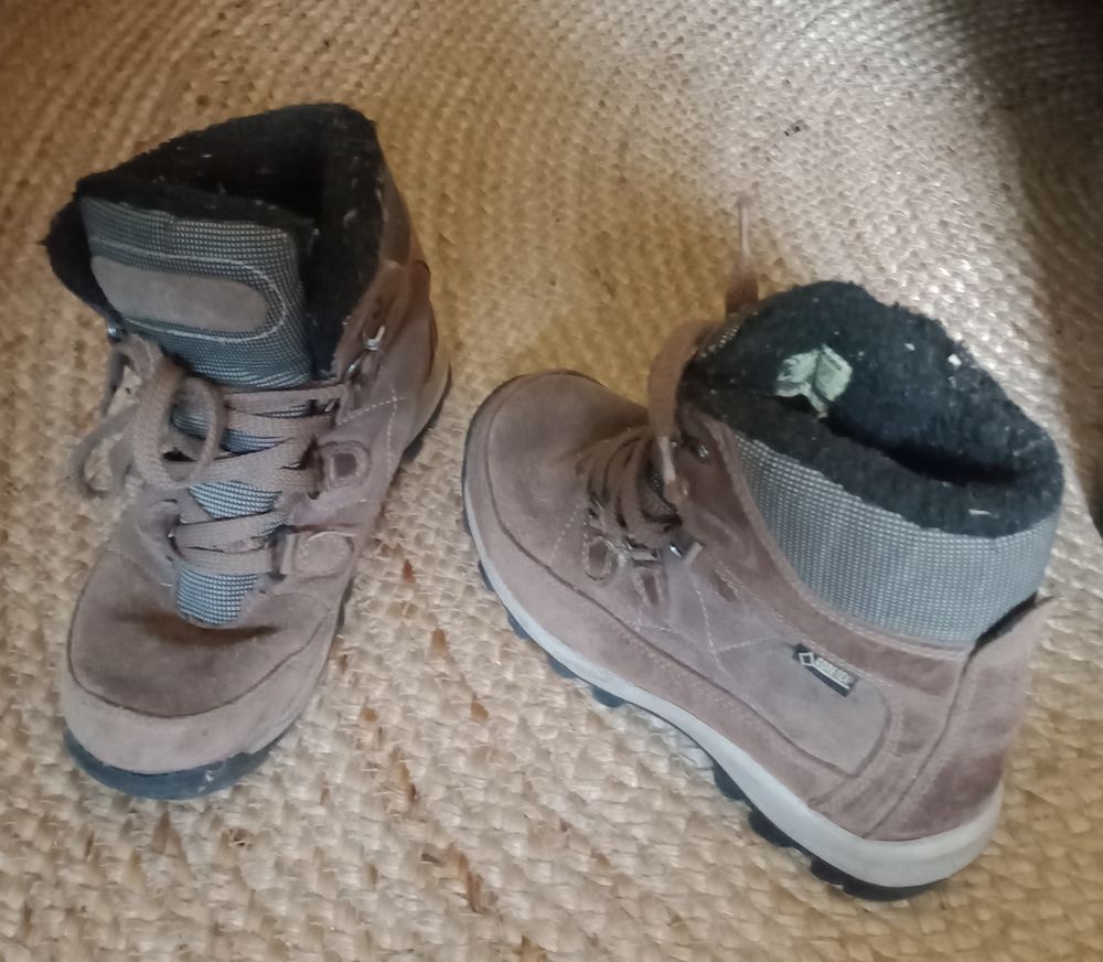 bottes montantes Kamik - taille 37 Chaussures enfants