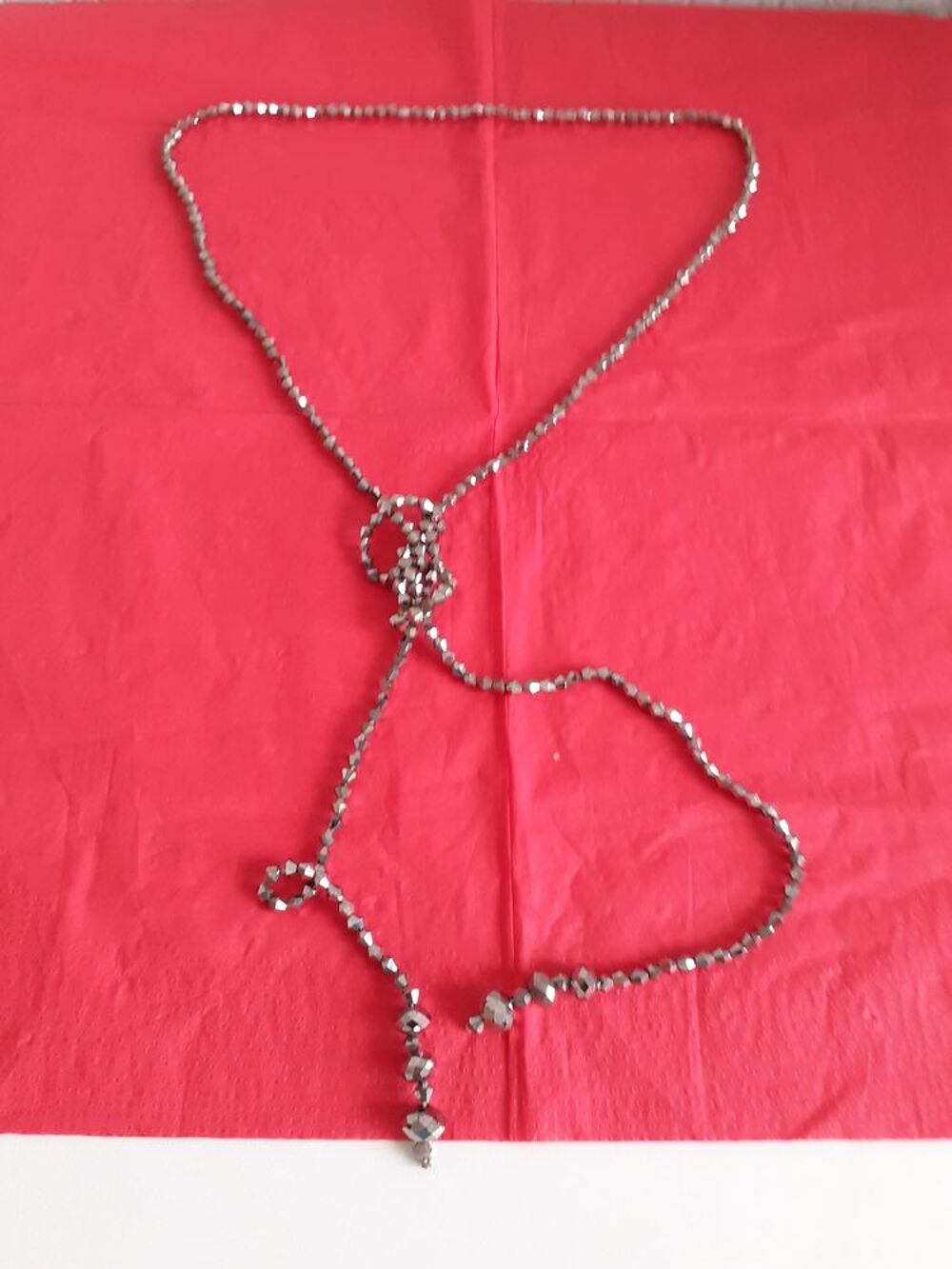 COLLIER SAUTOIR sans fermeture Bijoux et montres