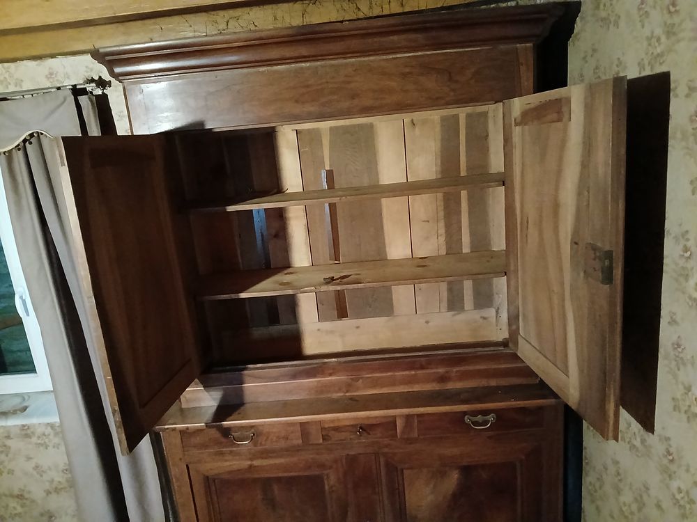Meuble 2 corps noyer louis philippe Meubles
