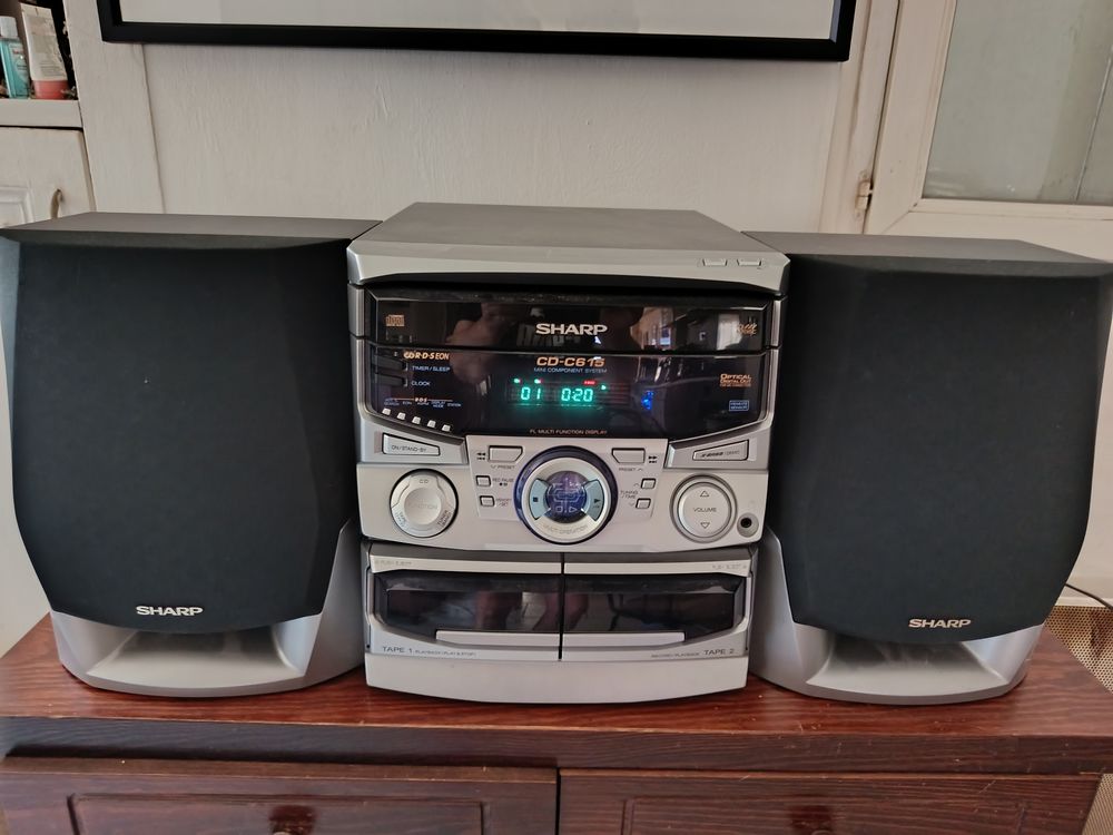 chaine hi-fi sharp cd-c615 Photos/Video/TV
