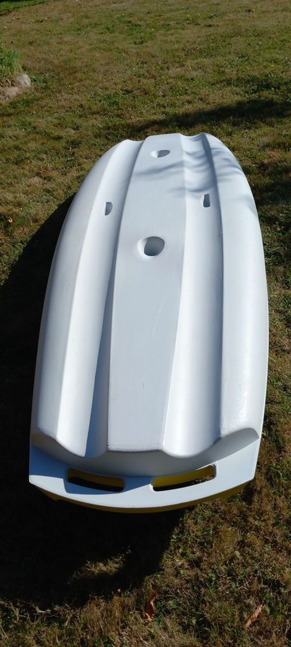 Cano&euml; avec pagaie et chariot de transport Sports