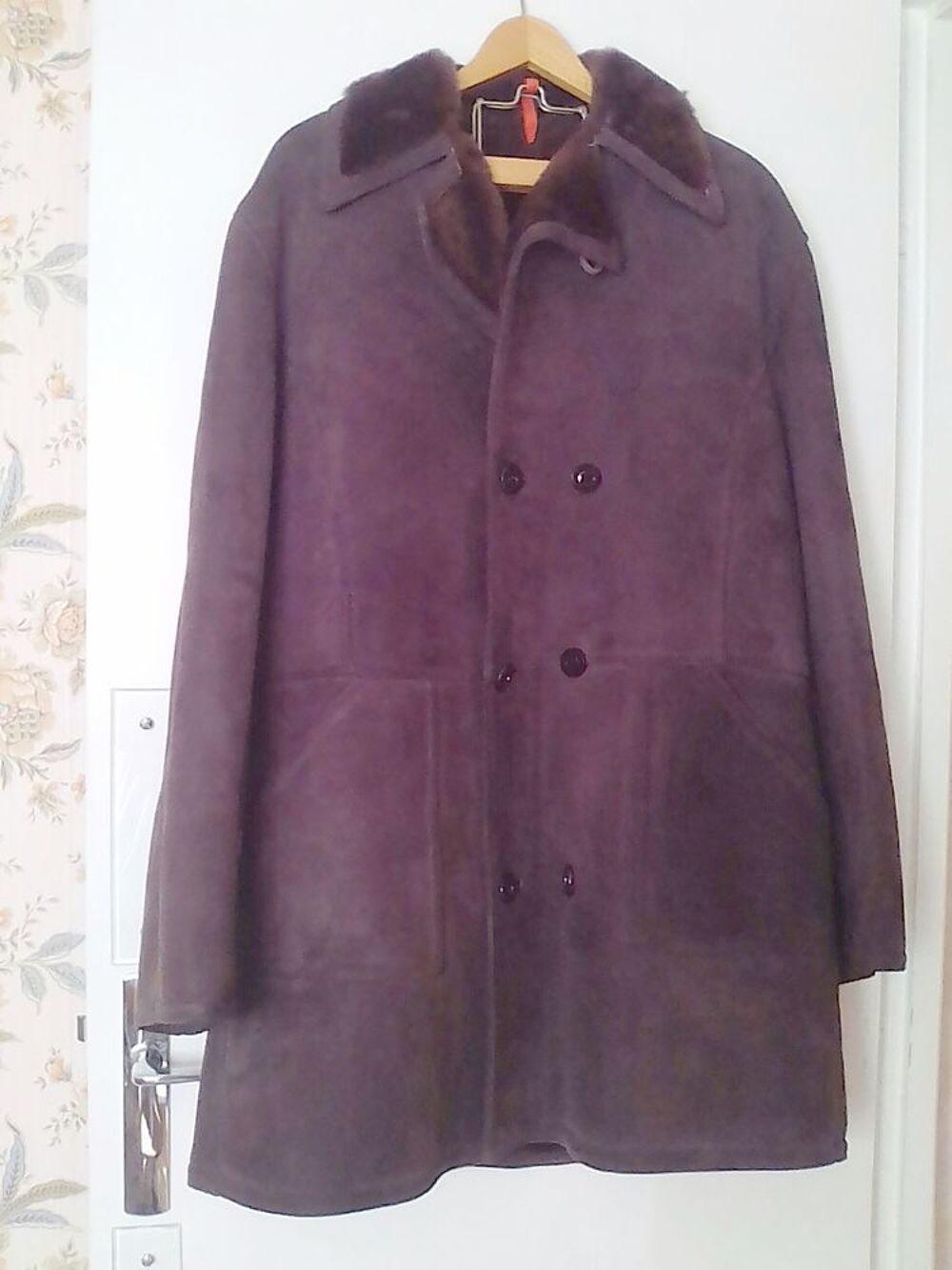 Long manteau 90 cm hiver homme mouton retourn&eacute; Taille L - XL Vêtements