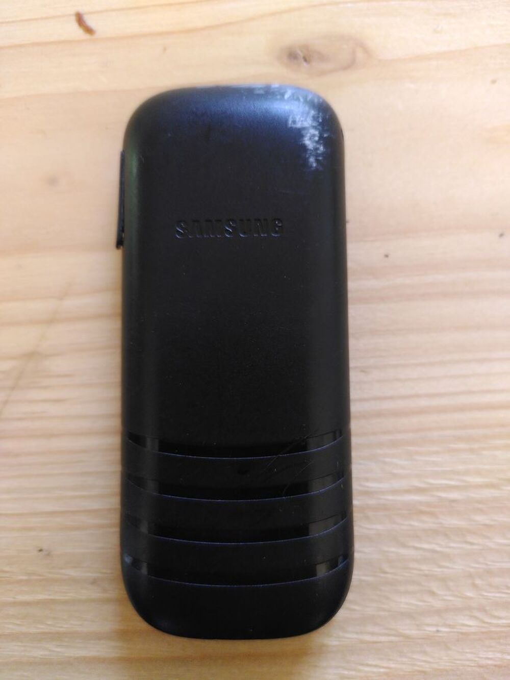 Samsung GT-E1200I noir - Pour pi&egrave;ces Téléphones et tablettes