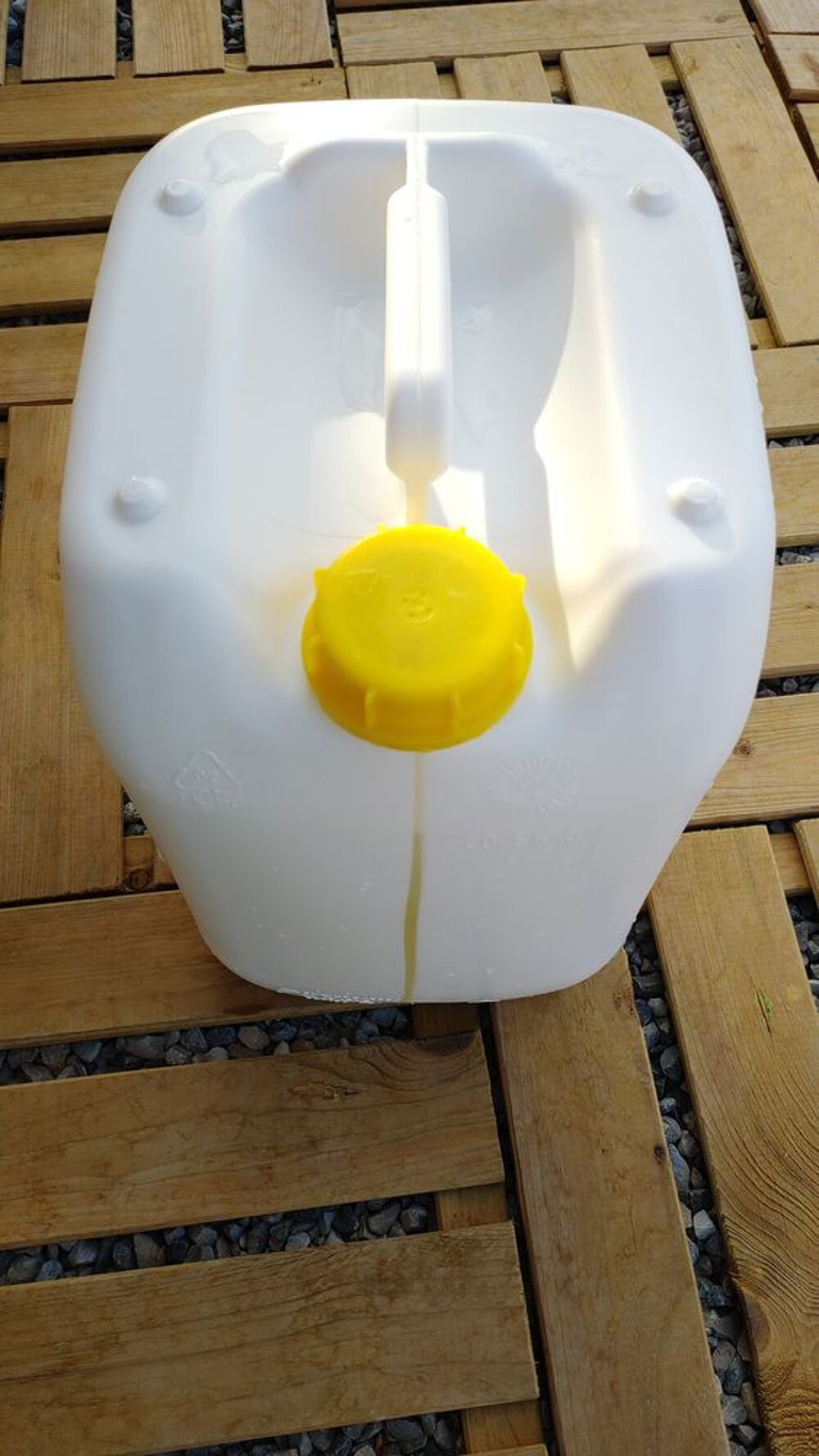 Bidon de Chlore Liquide de 20 Litres pour Piscine Jardin