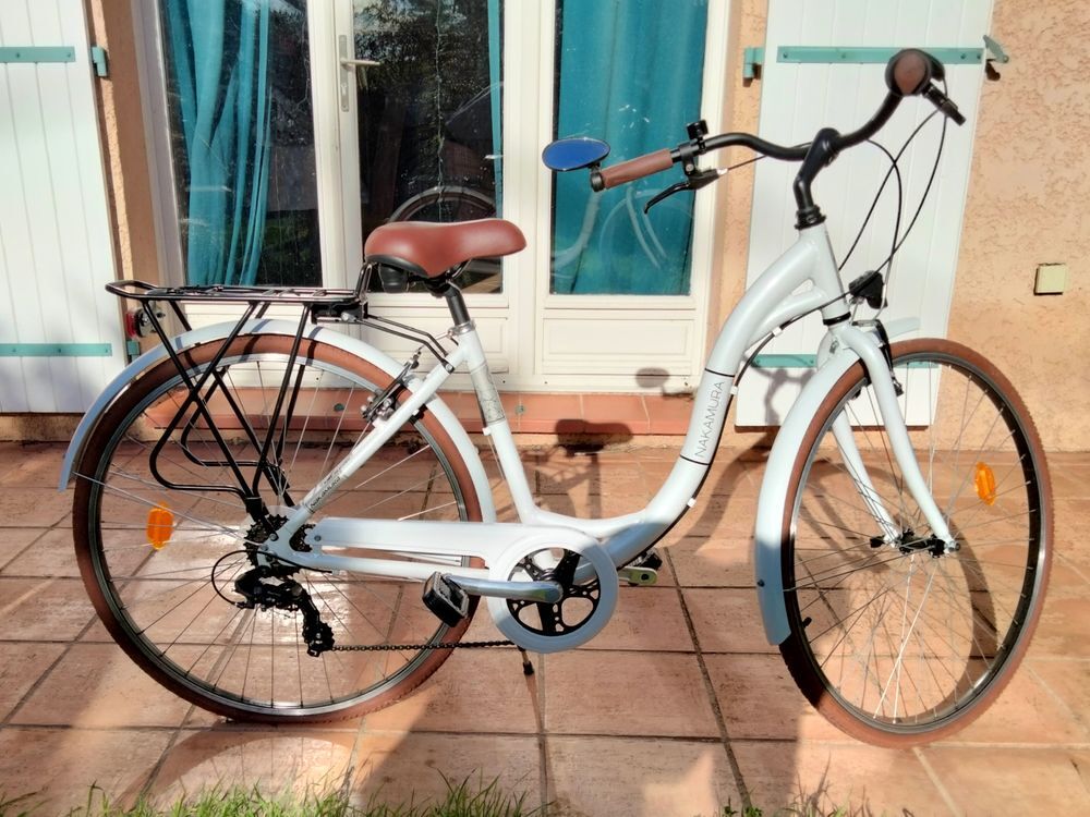 v&eacute;lo de ville femme city 200 NAKAMURA Vélos