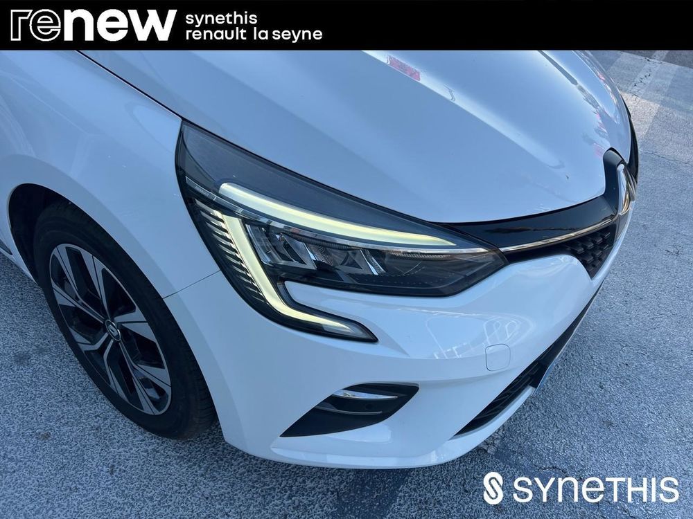 Clio V Clio E-Tech full hybrid 145 Evolution 2023 occasion 83500 La Seyne-sur-Mer
