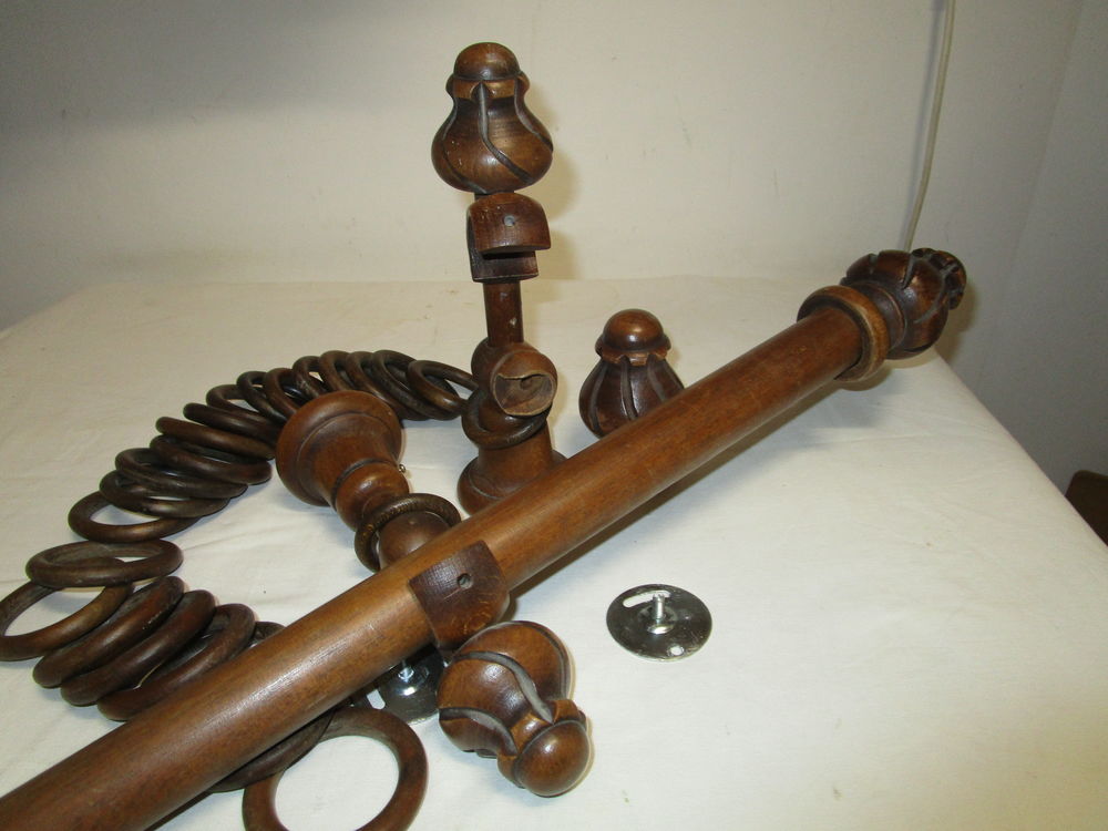 TRINGLE A RIDEAUX EN BOIS Décoration