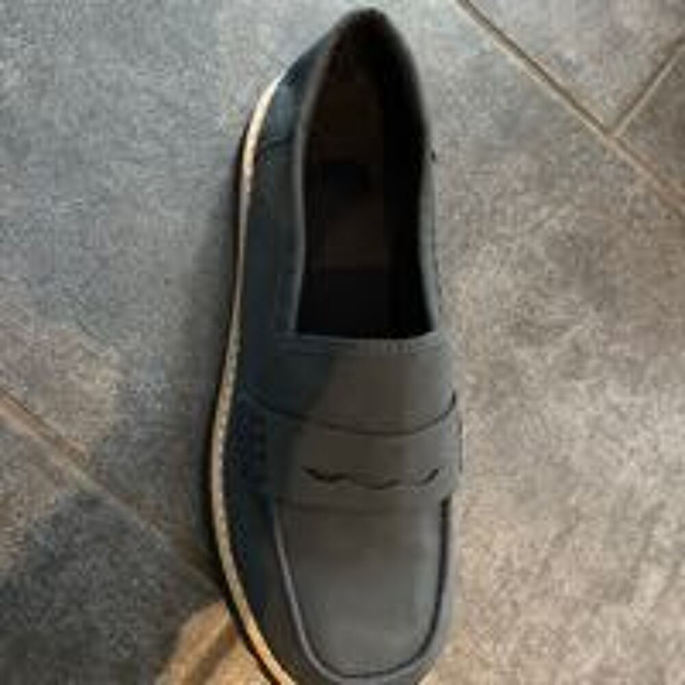 Mocassins femme neufs bleus ortho. 42 Chaussures