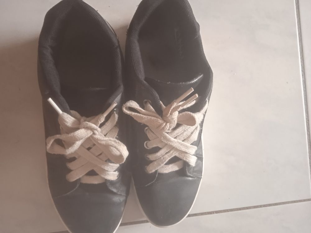 Chaussures &agrave; lacets de taille 40 Chaussures