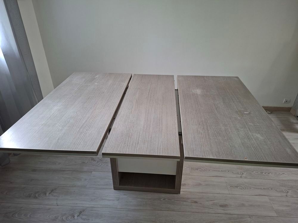 Table carr&eacute;e extensible - style contemporain Meubles