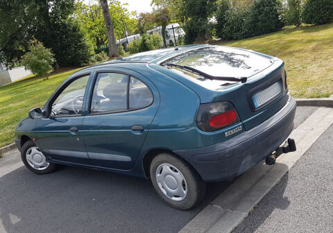 Renault megane Mégane 1.4ie RN