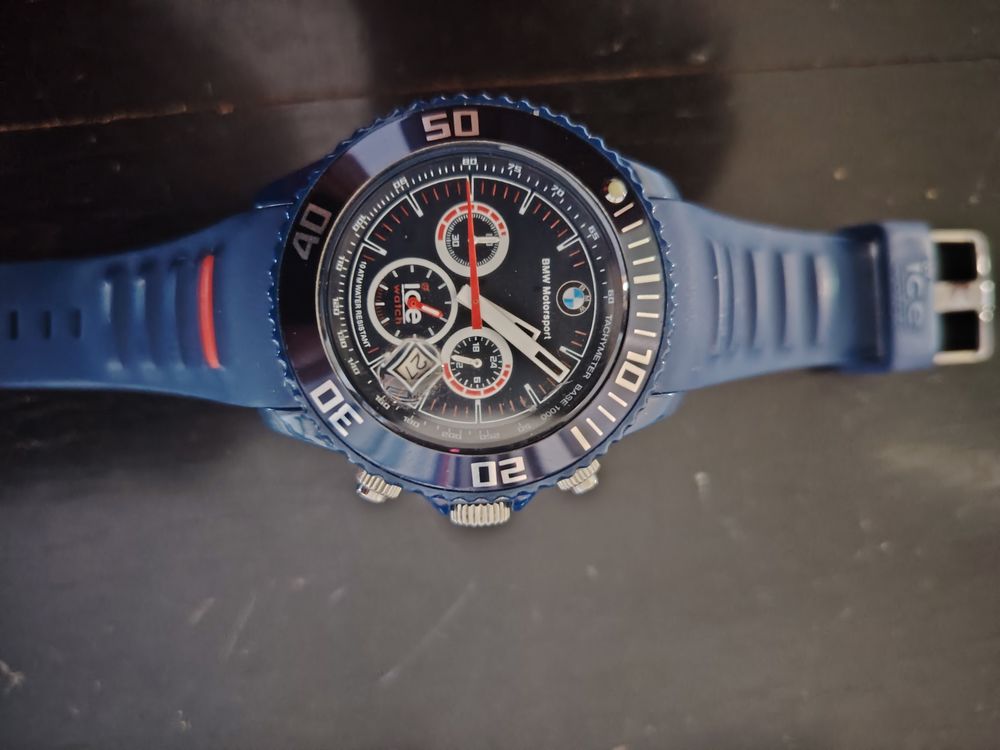 Montre BMW swatch Bijoux et montres