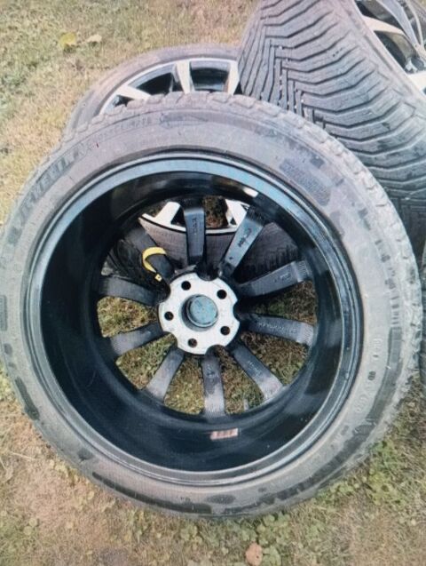 Pi&egrave;ces et &eacute;quipements Voiture Pi&egrave;ces et &eacute;quipements Voiture  occasion Bonnet 55130