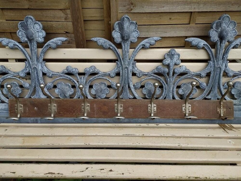 Grand Porte Manteau Bois 7 Pat&egrave;res M&eacute;tal 
Meubles