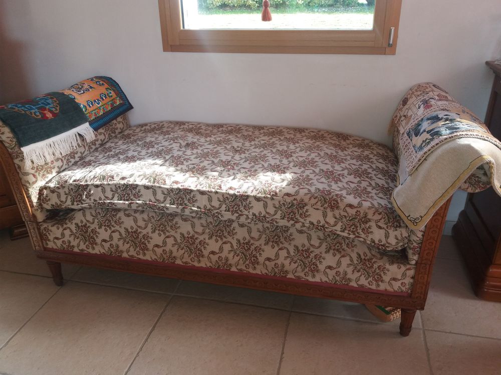 Banquette lit de repos Meubles
