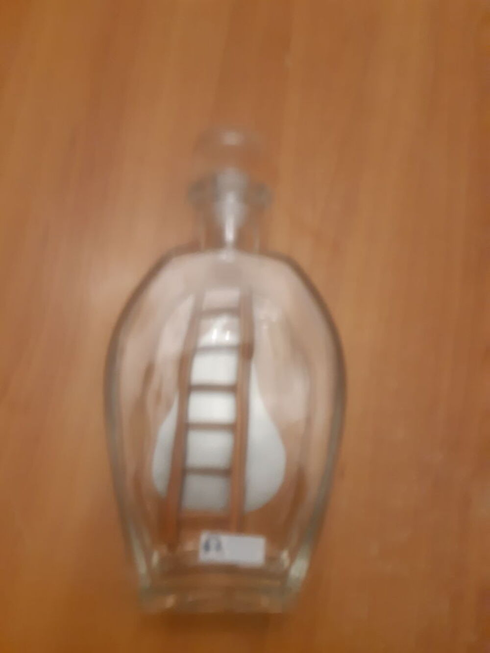 Bouteille d'eau de vie vide Décoration