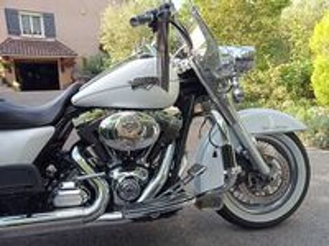 HARLEY-DAVIDSON 2012 occasion 71290 Loisy