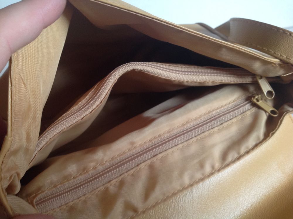 SAC &Agrave; MAIN BEIGE PIERRE BALMAIN Envoi Possible
Maroquinerie