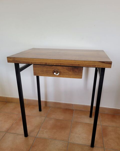 Jolie table en formica type bois 40 Fargues-Saint-Hilaire (33)