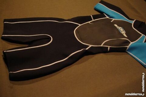 Shorty femme plonge 20 La Neuveville-devant-Lpanges (88)