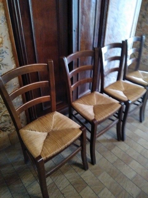 6 chaises 120 Saint-Pierre-de-Fursac (23)