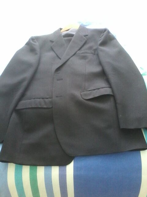 Costume  homme  3 pi�ces de marque 80 Tourcoing (59)
