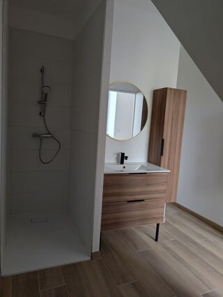  Duplex/triplex à louer 2 pièces 76 m² Ruffec