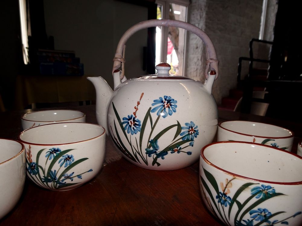 V&eacute;ritable service &agrave; th&eacute; th&eacute;i&egrave;re 6 tasses Décoration