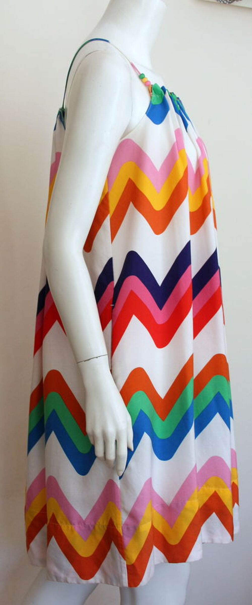 Robe motifs g&eacute;om&eacute;triques STELLA MC CARTNEY T.36
Vêtements