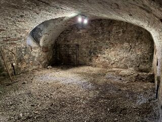 Vente Autre Ancienne cave voûtée de caractère ? 65 m² ? Lot indépendant Toulon