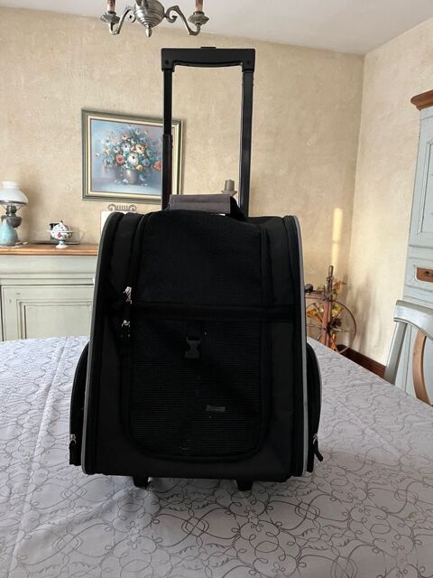 TROLLEY POUR TRANSPORT CHAT OU CHIEN DE TAILLE MOYENNE Lamonzie-Saint-Martin (24)
