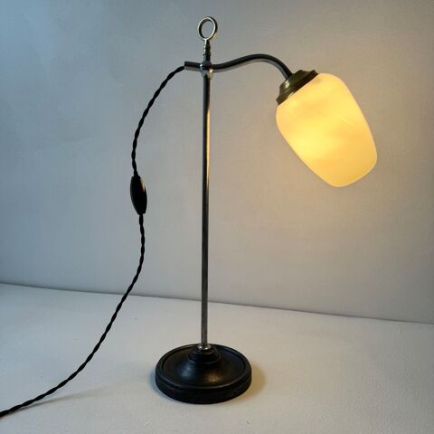 LAMPE MONTE ET BAISSE ANCIENNE EN OPALINE VINTAGE
145 Lille (59)