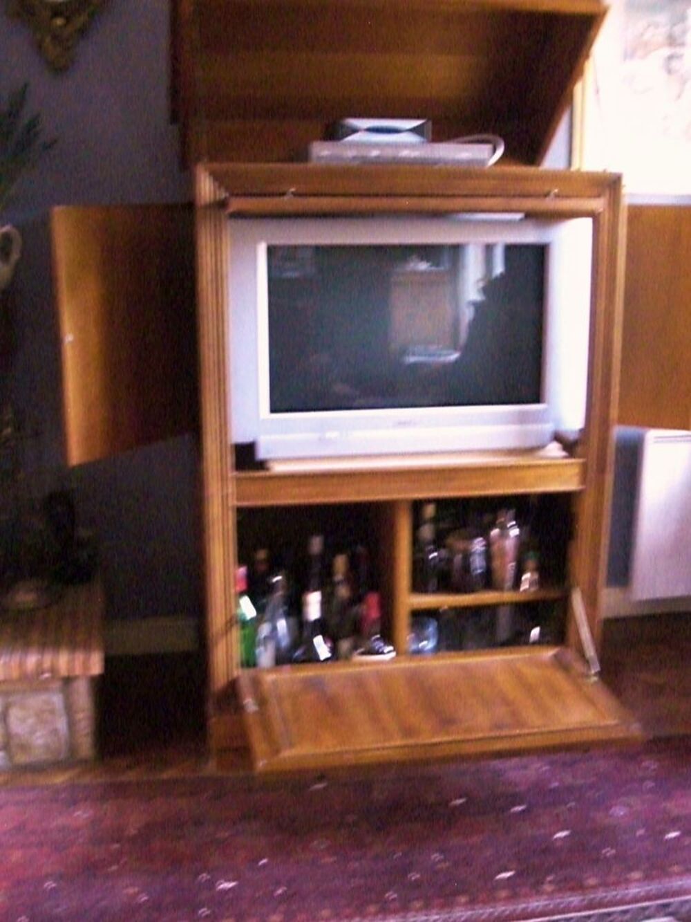Meuble t&eacute;l&eacute;vision merisier massif Meubles