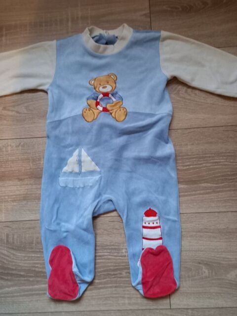 Pyjama 1 pièce bleu taille 12 mois 1.5 Villiers (86)