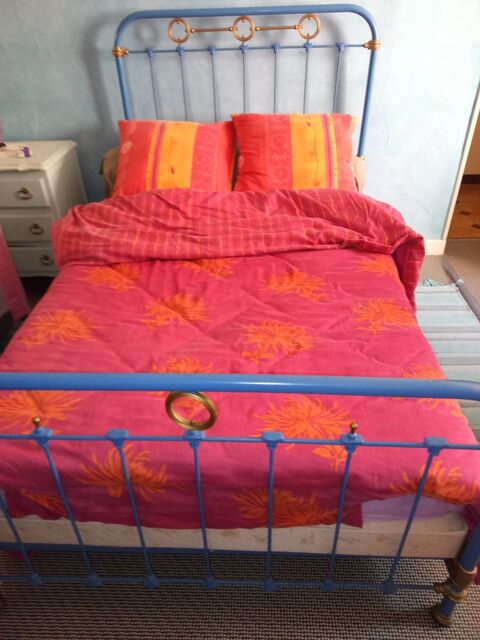 Lit r�tro en m�tal 120 Guignicourt (02)