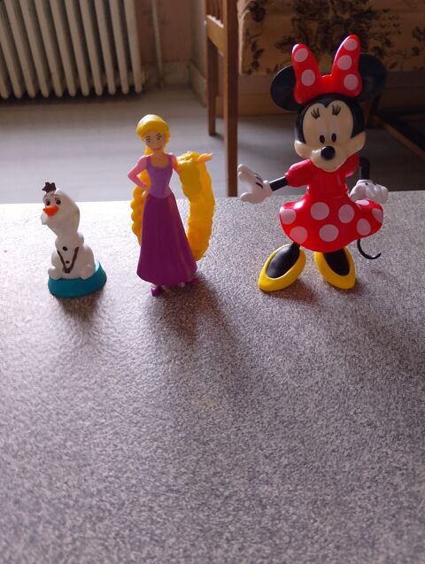 Lot peluches et figurines Disney 5 La Motte-d'Aveillans (38)