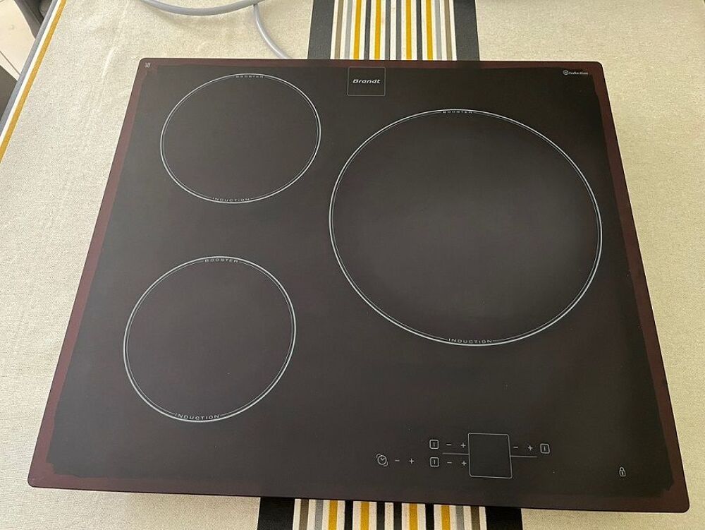 Plaque de cuisson induction Brandt Electroménager