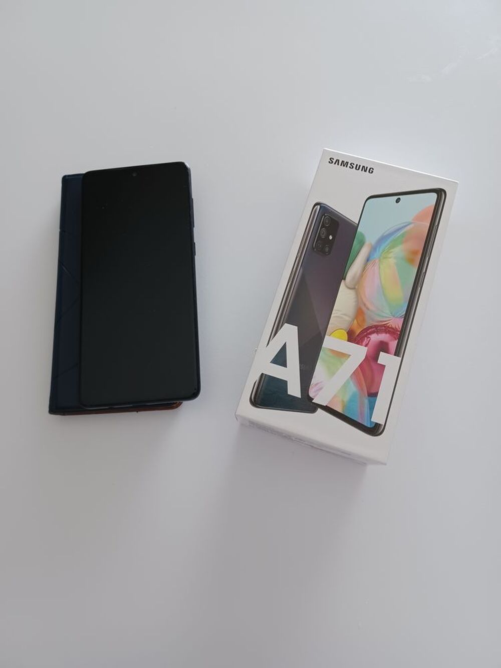 SAMSUNG A71 Téléphones et tablettes