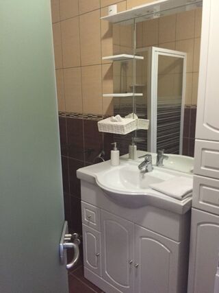  Appartement à louer 2 pièces 45 m²