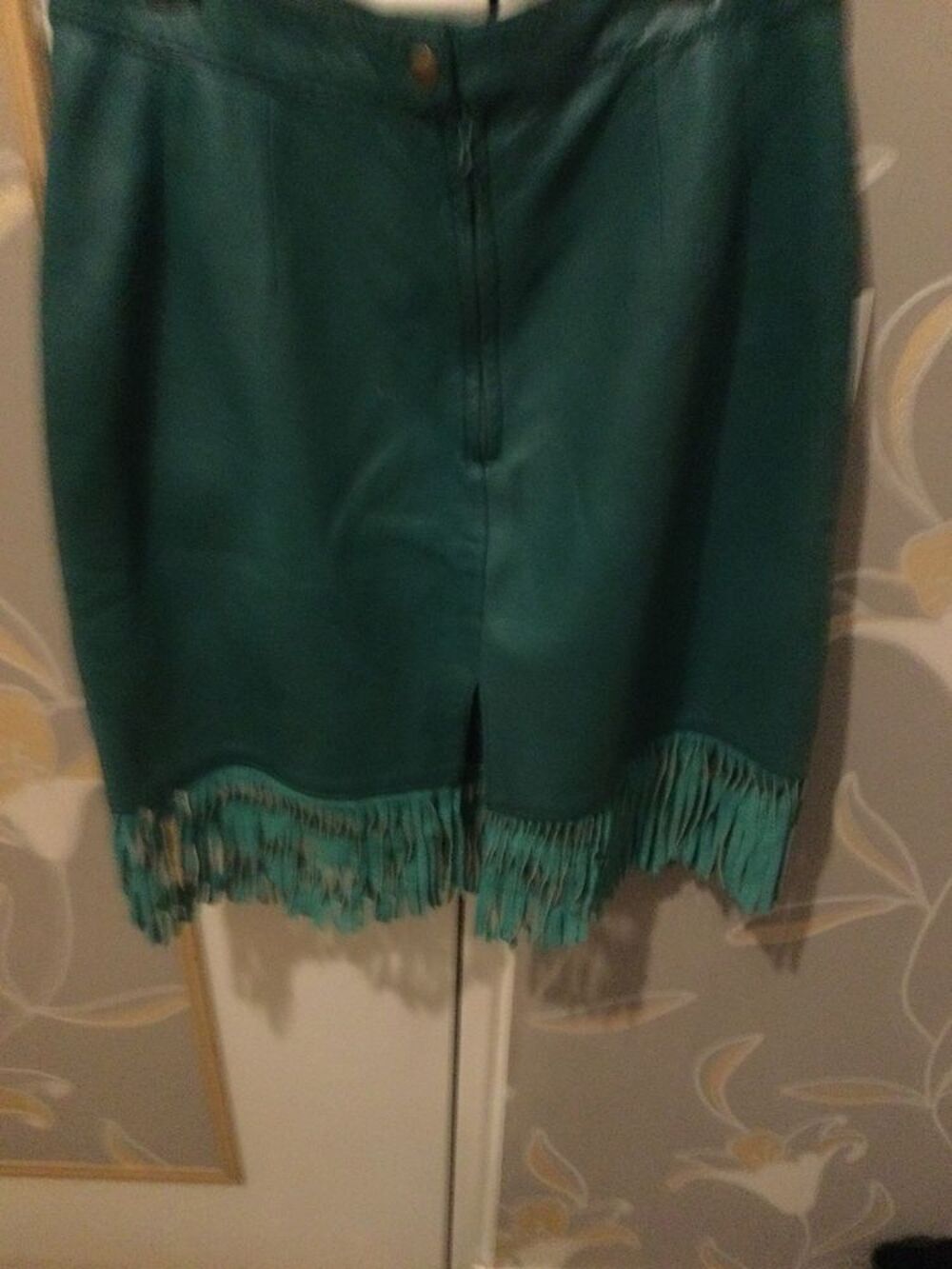 JUPE CUIR AGNEAU PLONG&Eacute;E avec Franges VERTE Vêtements