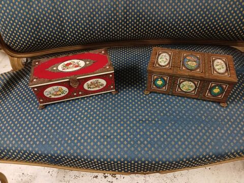 Boite ancienne 40 Brunoy (91)