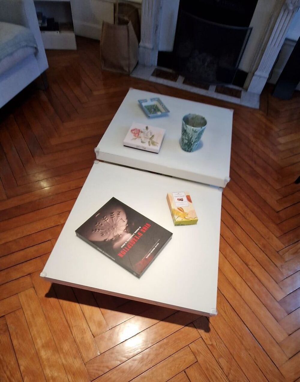 Table basse de salon en bois laqu&eacute; blanc Meubles
