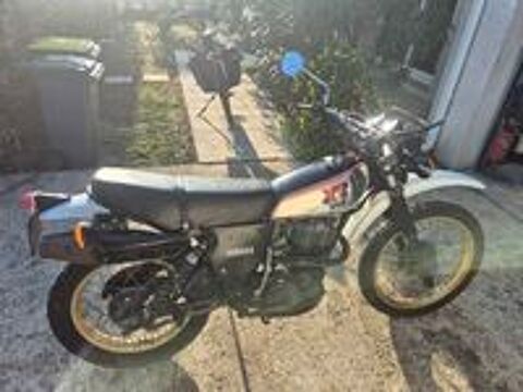 YAMAHA 1985 occasion 17200 Royan