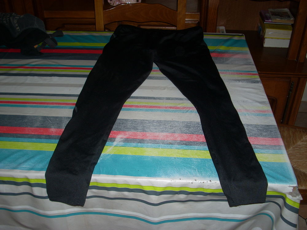 Panthalon de sport running noir Kalenji L. Vêtements