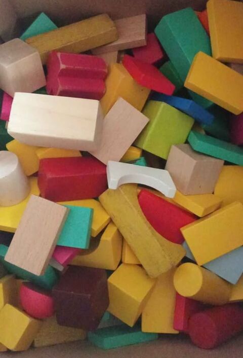 3 kgs de Jeu de construction 10 Beaucaire (30)