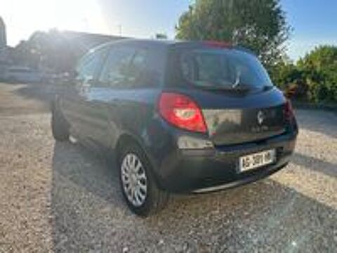 Clio III Clio 1.5 dCi 70 Expression 2007 occasion 33530 Bassens