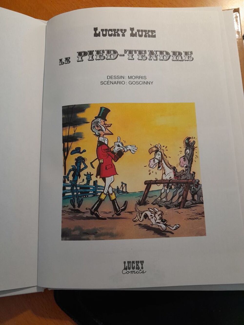 UNIVERS BD . LUCKY LUKE " LE PIED TENDRE " Livres et BD