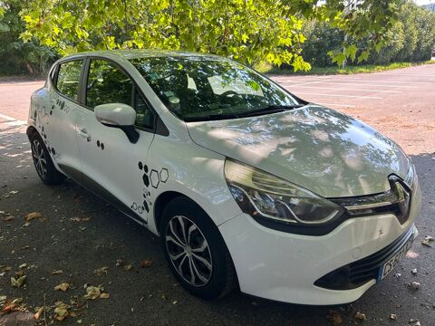 Renault Clio IV dCi 75 eco2 Expression 2013 occasion Charleville-M&eacute;zi&egrave;res 08000