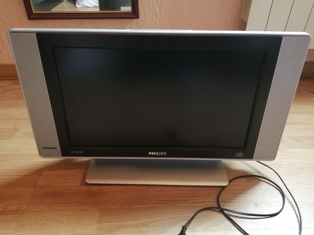 TV flat tv HD Phillips 51 cm Photos/Video/TV