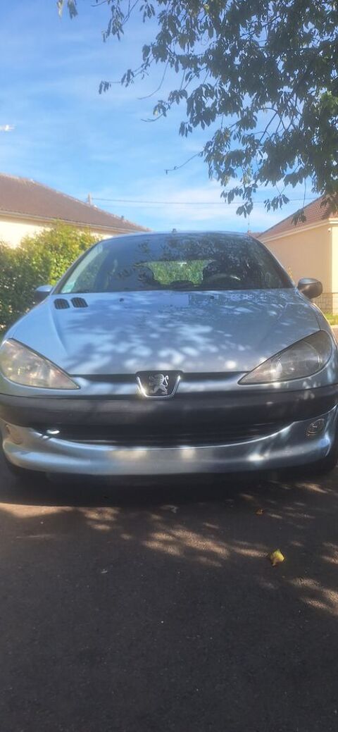 Peugeot 206 1.6i 16V XT Premium 2002 occasion Pussay 91740